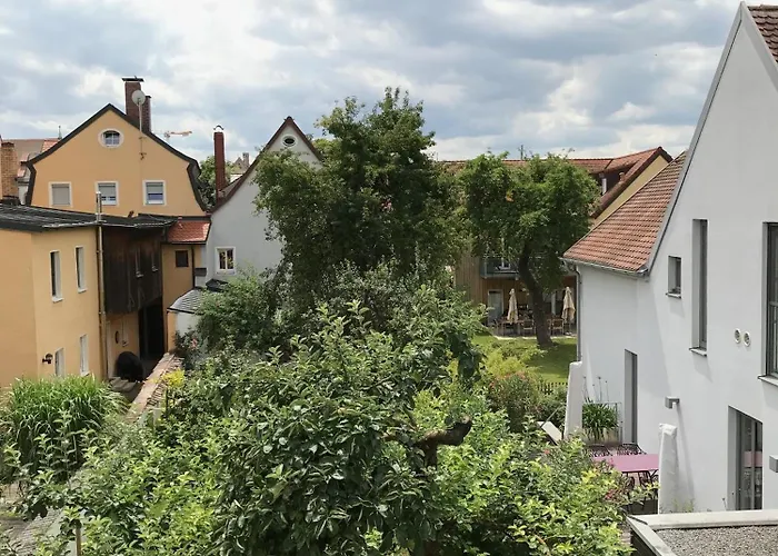 Einzeldenkmal In Der Altstadt Von Vila *